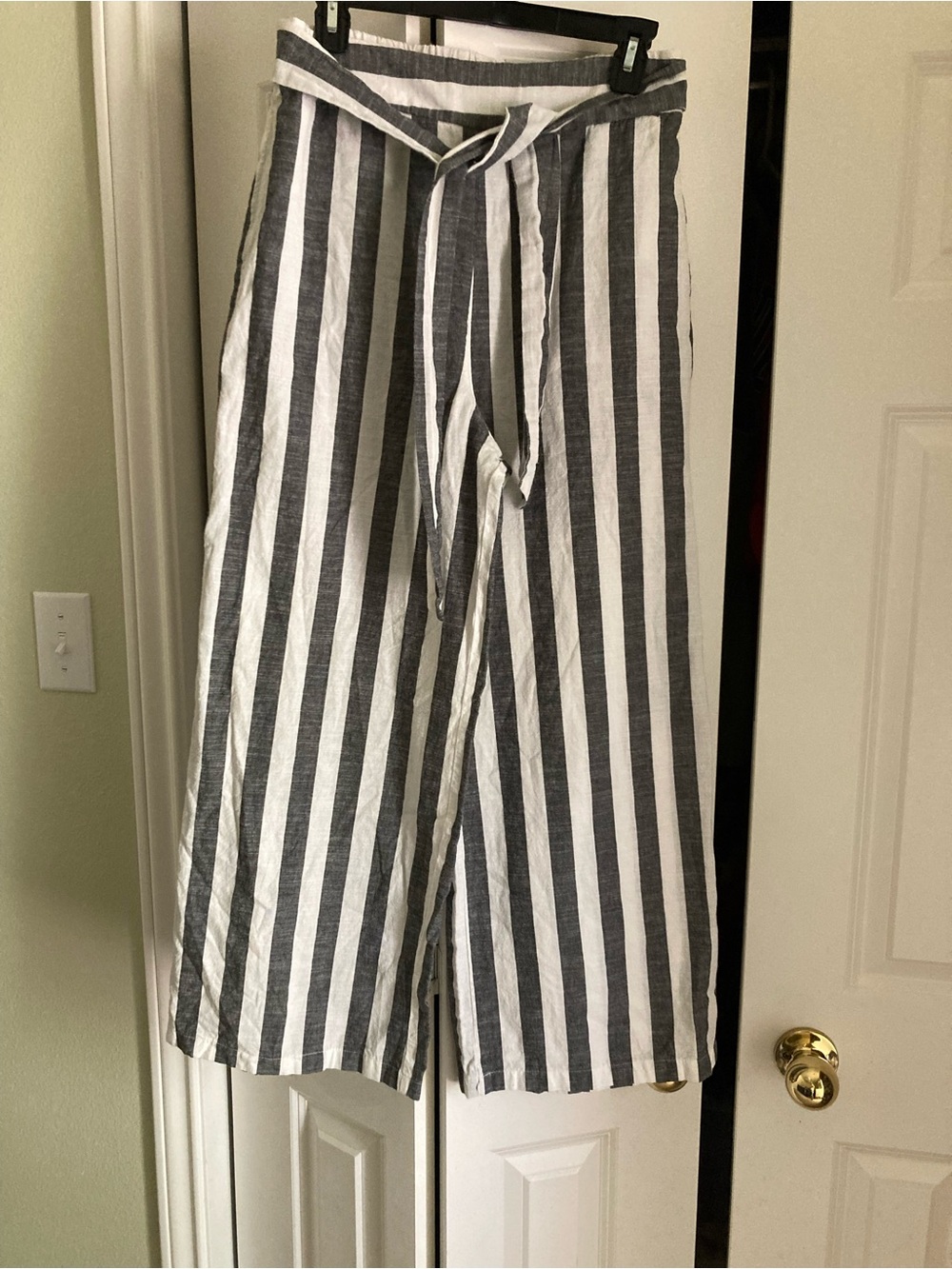 mine Black & White Striped Elastic-Waist Pants